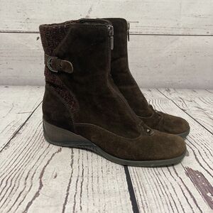 Aquatalia‎ Boots Womens Sz 8 Brown Suede Wedge Front Zip Made in Italy